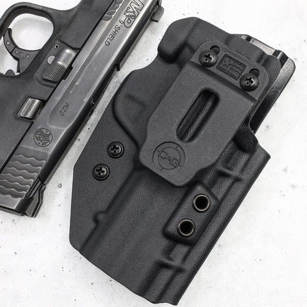 Smith & Wesson M&P Shield 9/40 4"